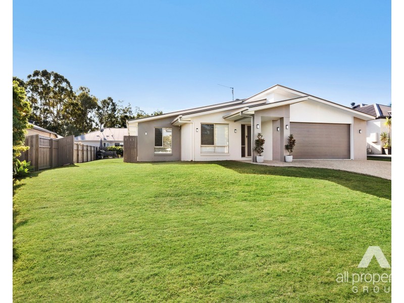 27 Emmaville Crescent, Ormeau QLD 4208