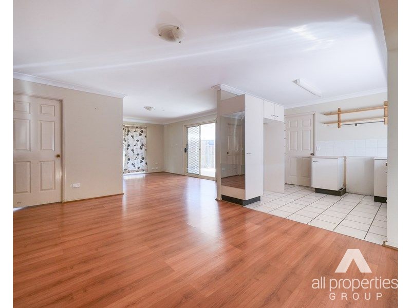 15 Bywater Street, Hillcrest QLD 4118