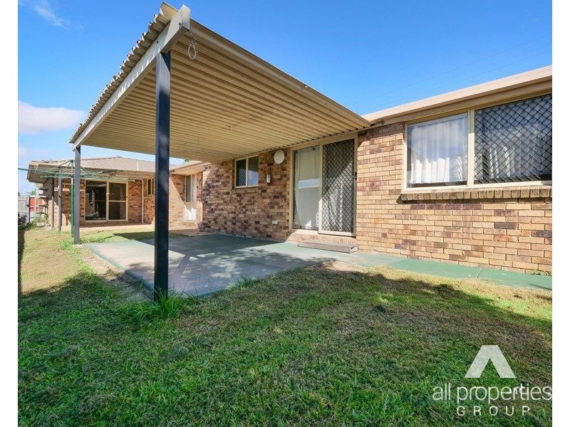 15 Bywater Street, Hillcrest QLD 4118