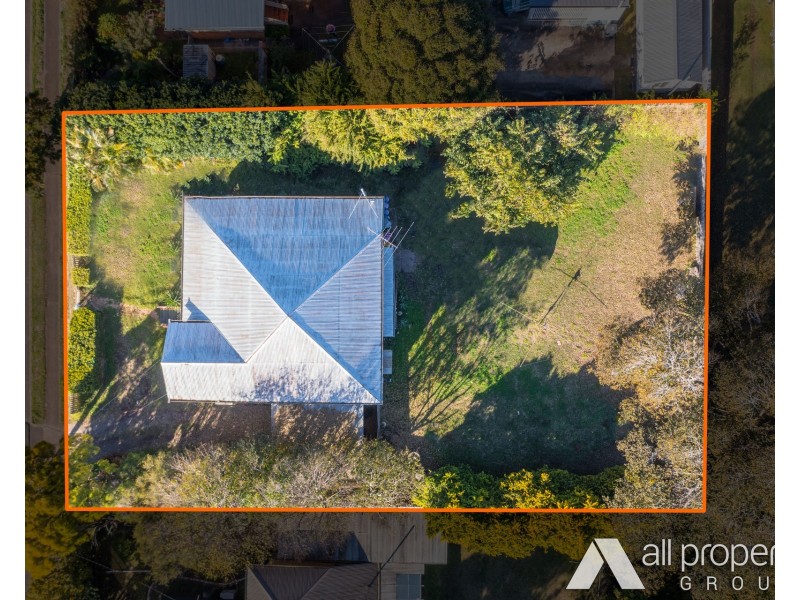 101 Brisbane Road, Booval QLD 4304