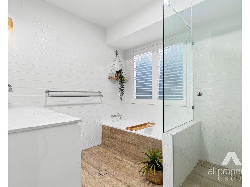 8 Morgan Court, Upper Coomera QLD 4209