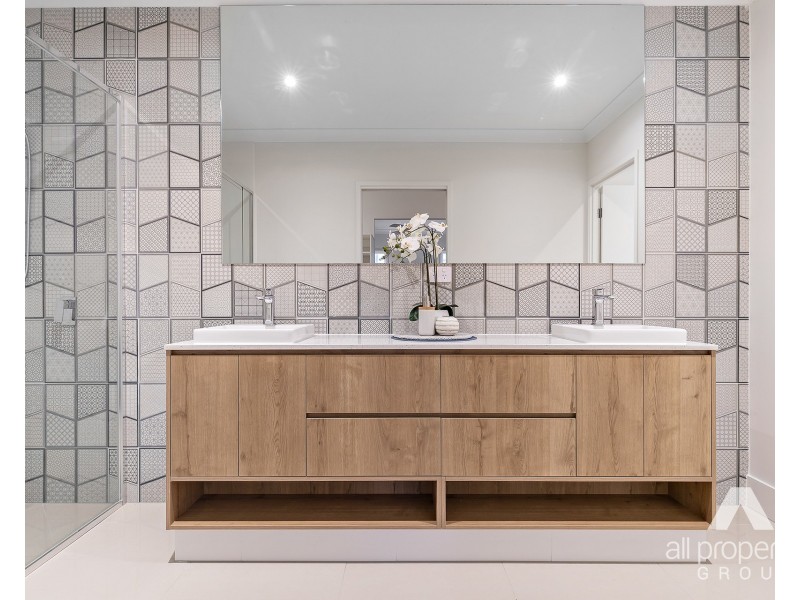 4 Bulburin Street, Yarrabilba QLD 4207