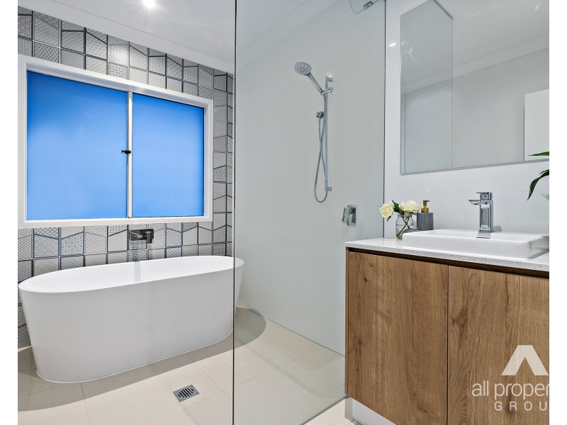 4 Bulburin Street, Yarrabilba QLD 4207