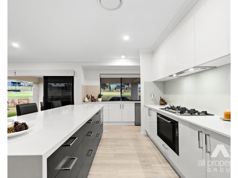 256-258 Bidyan Boulevard, New Beith QLD 4124