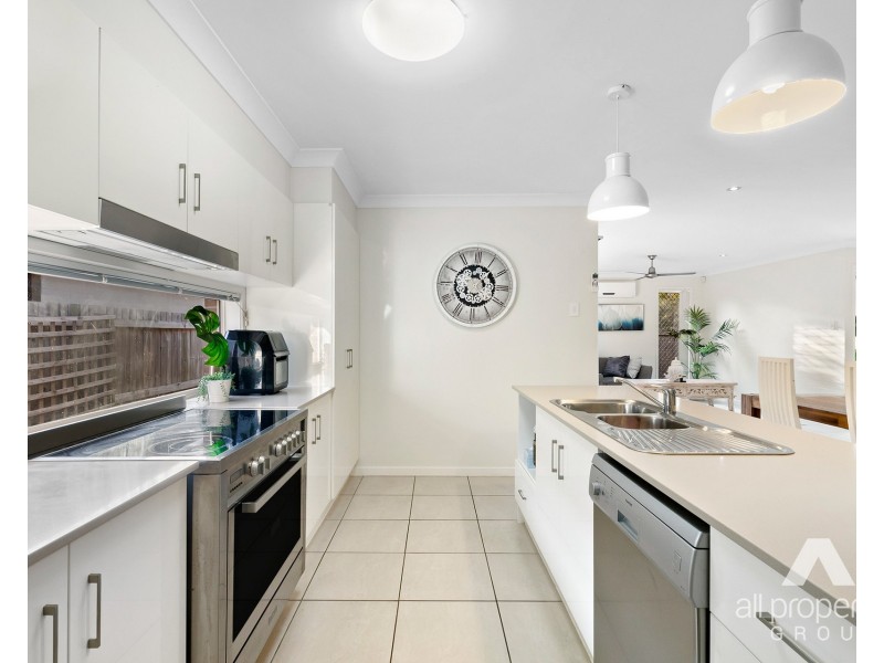 12 Winterpeak Close, Yarrabilba QLD 4207