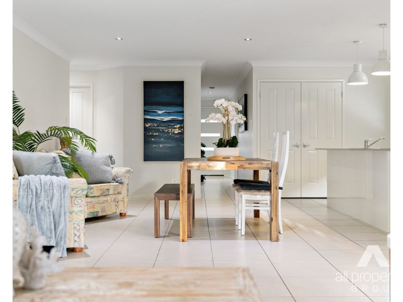 12 Winterpeak Close, Yarrabilba QLD 4207