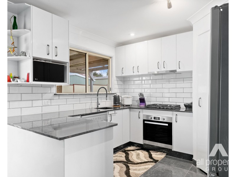 4 Carex Court, Crestmead QLD 4132