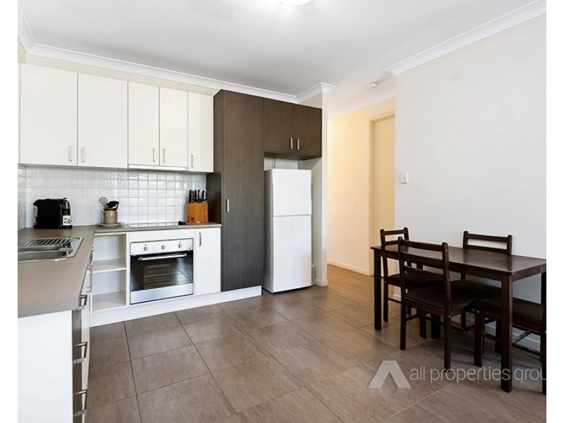 8/30 Cotswold Street, Mount Warren Park QLD 4207