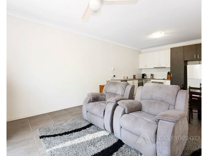 8/30 Cotswold Street, Mount Warren Park QLD 4207