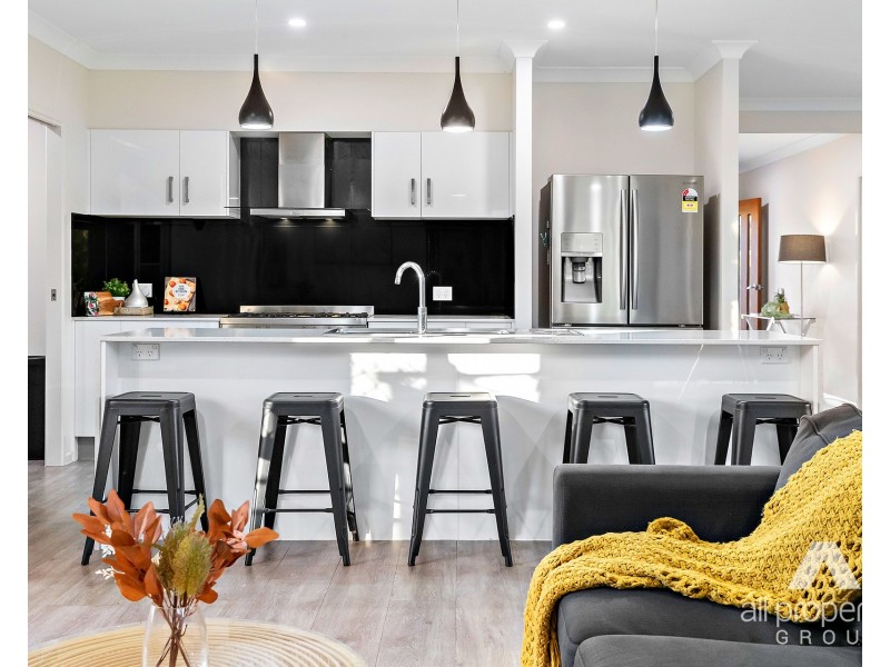 25-27 Olley Street, New Beith QLD 4124