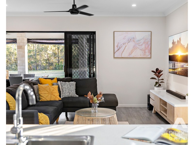 25-27 Olley Street, New Beith QLD 4124