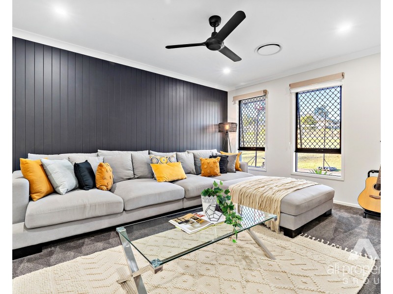 25-27 Olley Street, New Beith QLD 4124