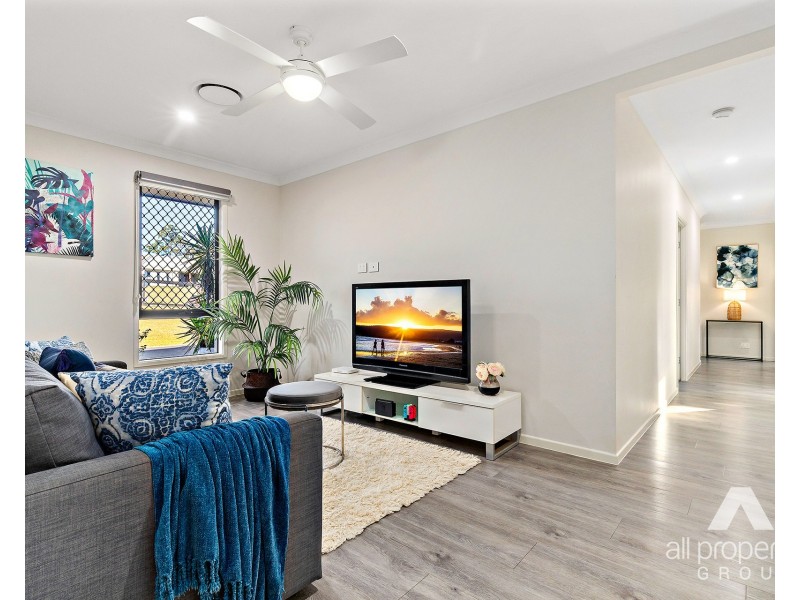 25-27 Olley Street, New Beith QLD 4124