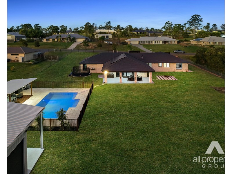 25-27 Olley Street, New Beith QLD 4124