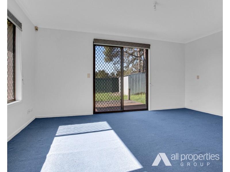 16  Grecian Street, Regents Park QLD 4118