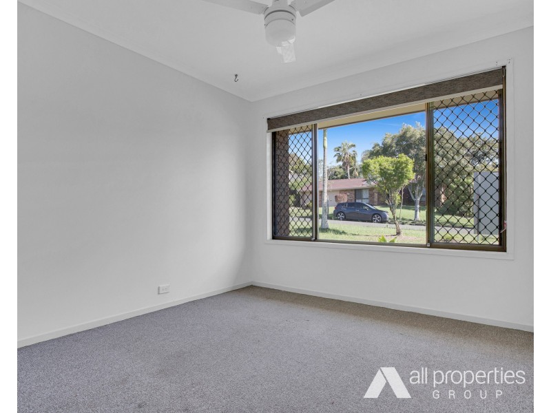 16  Grecian Street, Regents Park QLD 4118