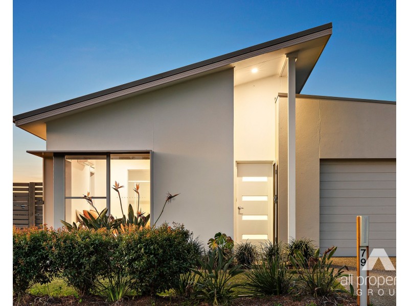79 Chambers Ridge Boulevard, Park Ridge QLD 4125