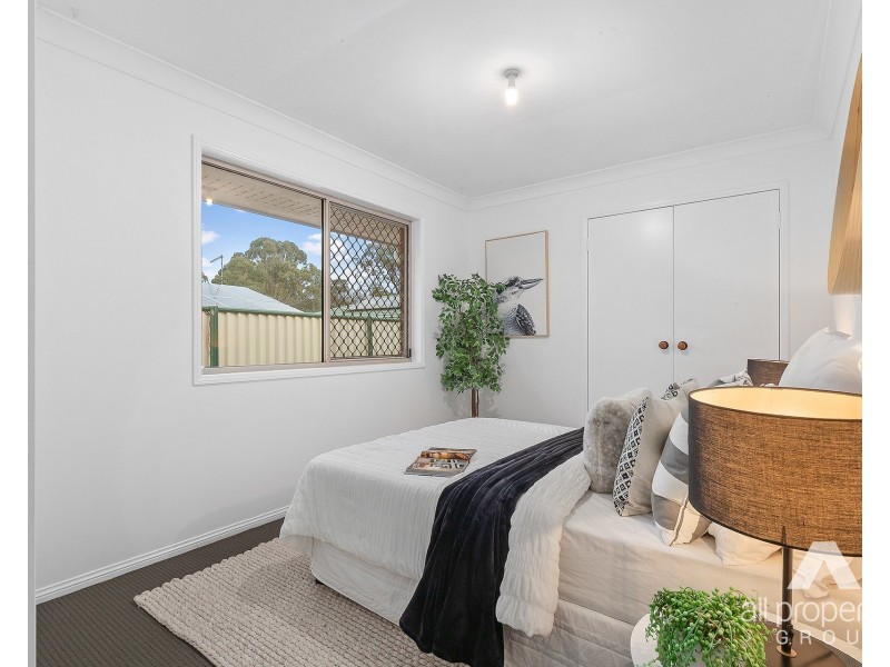 4 Williams Way, Calamvale QLD 4116