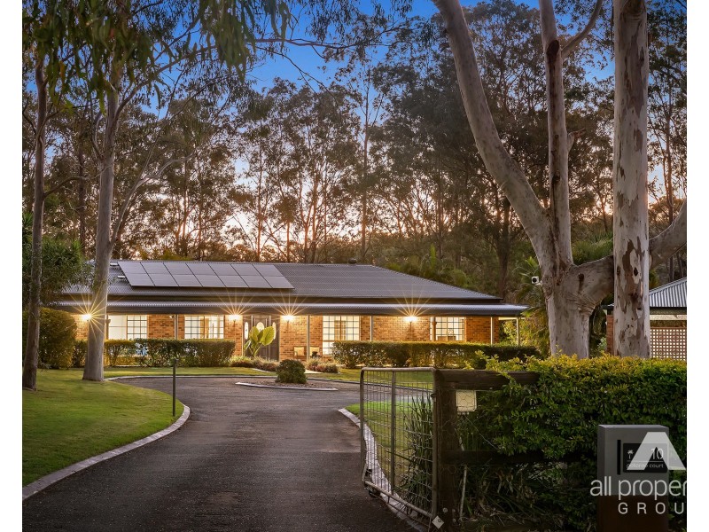 10 Potaroo Court, Greenbank QLD 4124