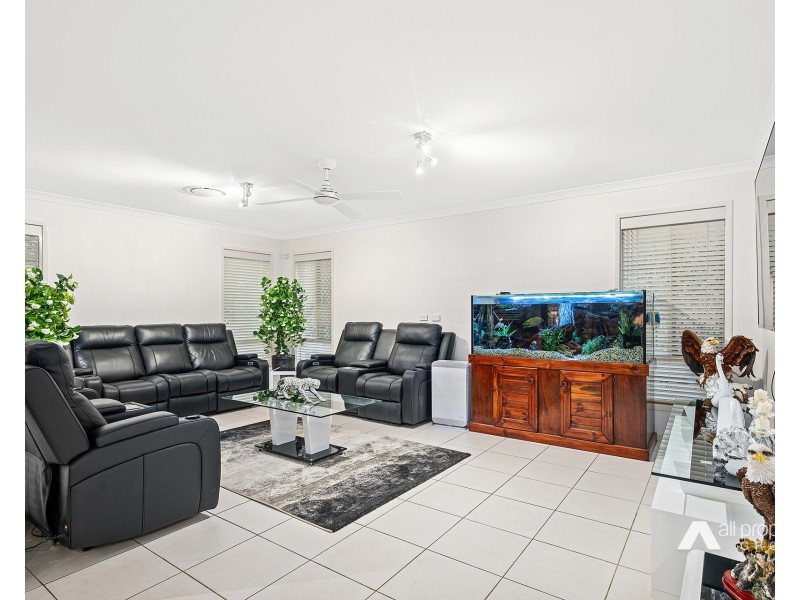 10-12 Laurina Drive, New Beith QLD 4124