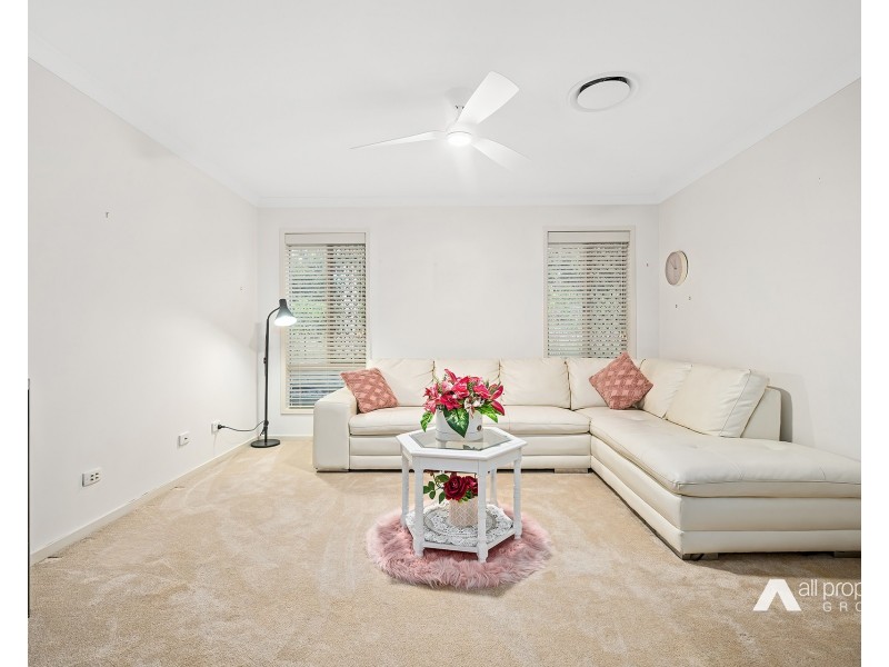 10-12 Laurina Drive, New Beith QLD 4124