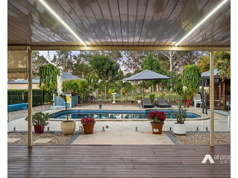 10-12 Laurina Drive, New Beith QLD 4124