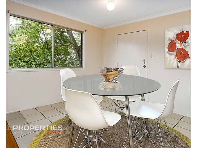 105 Fourth Avenue, Marsden QLD 4132