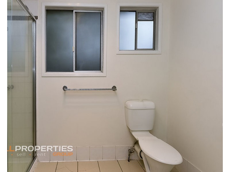 105 Fourth Avenue, Marsden QLD 4132