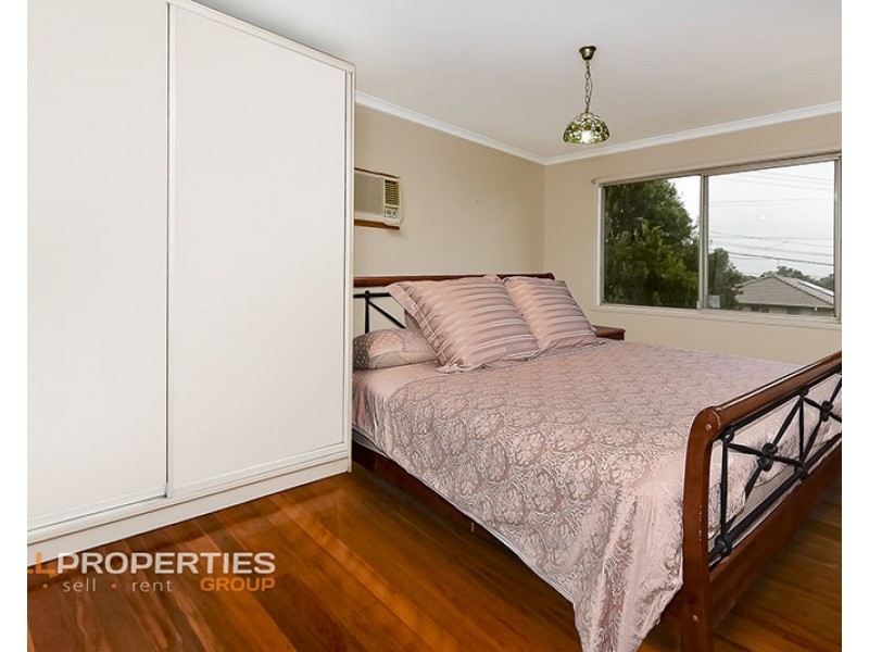 105 Fourth Avenue, Marsden QLD 4132