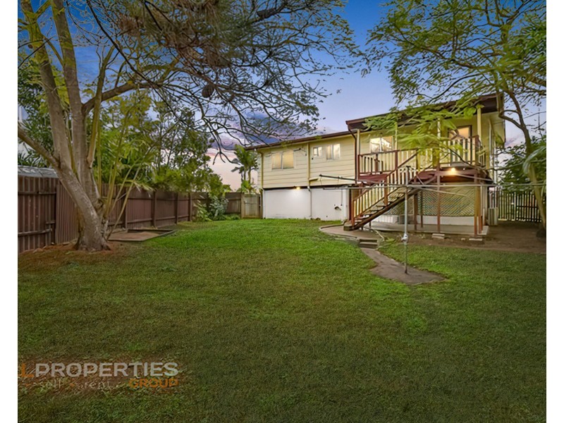 105 Fourth Avenue, Marsden QLD 4132