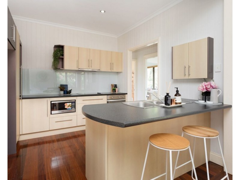 23 Julie Street, Indooroopilly QLD 4068