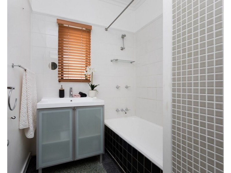 23 Julie Street, Indooroopilly QLD 4068