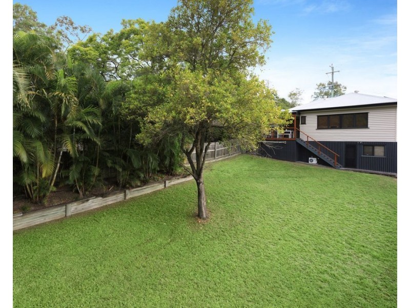 23 Julie Street, Indooroopilly QLD 4068