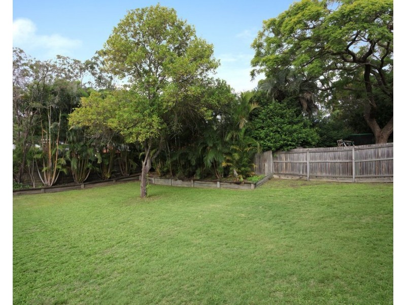 23 Julie Street, Indooroopilly QLD 4068