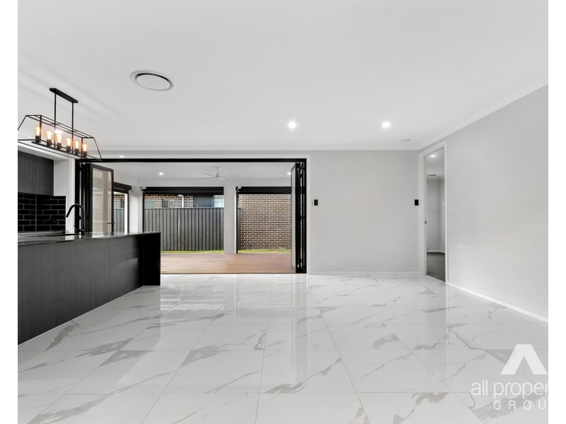 72 Teal Circuit, Greenbank QLD 4124