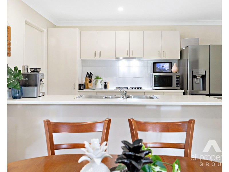 19 Melinda Street, Marsden QLD 4132