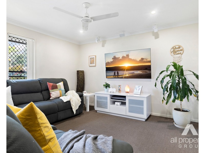 19 Melinda Street, Marsden QLD 4132