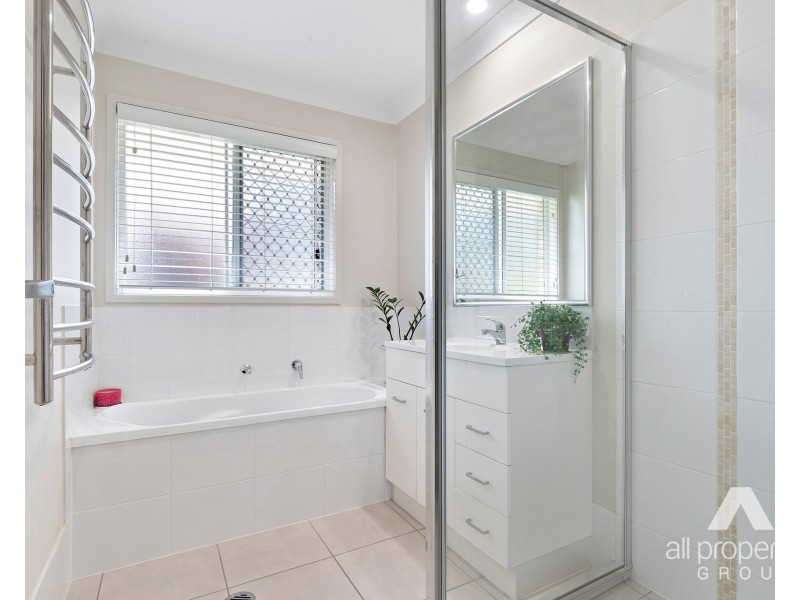 19 Melinda Street, Marsden QLD 4132