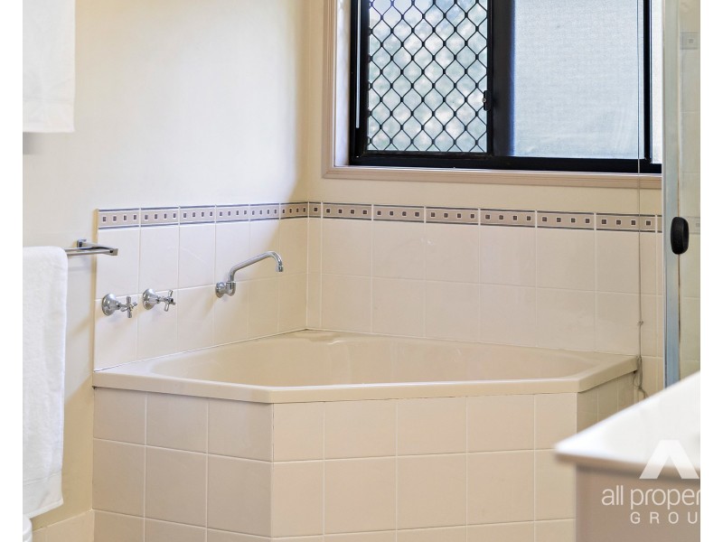 237-239 Equestrian Drive, New Beith QLD 4124