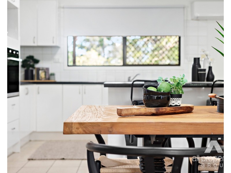 24 Forestglen Crescent, Browns Plains QLD 4118