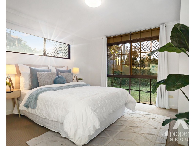 24 Forestglen Crescent, Browns Plains QLD 4118