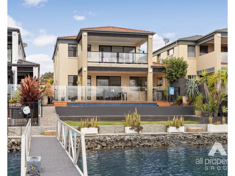 515 Oyster Cove Promenade, Helensvale QLD 4212