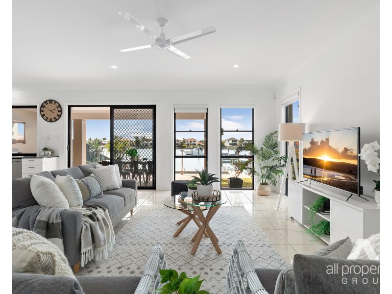 515 Oyster Cove Promenade, Helensvale QLD 4212