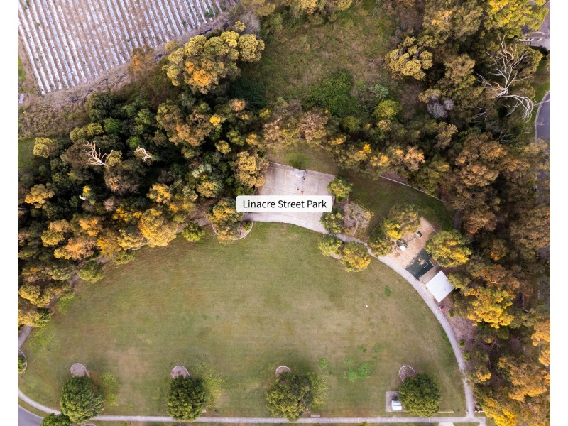 8 Hackney Street, Durack QLD 4077