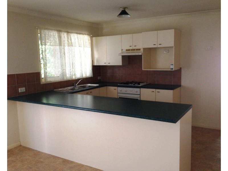 1 Murrumbidgee Street, Hillcrest QLD 4118