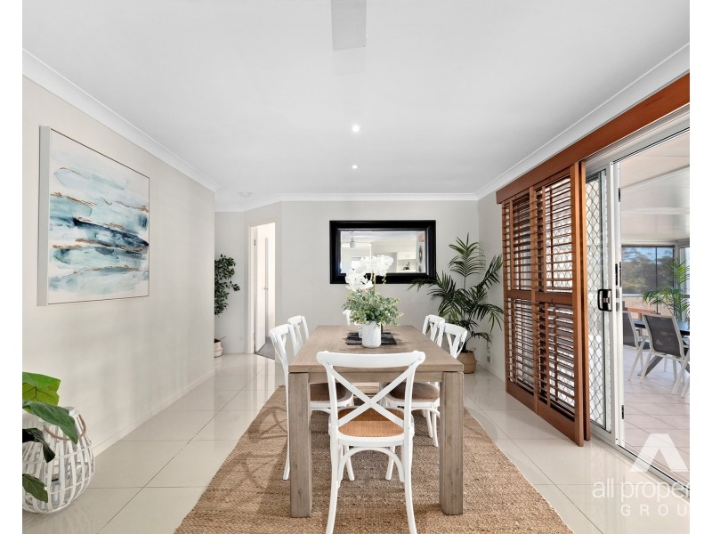 3 Oak Hill Crescent, Parkwood QLD 4214