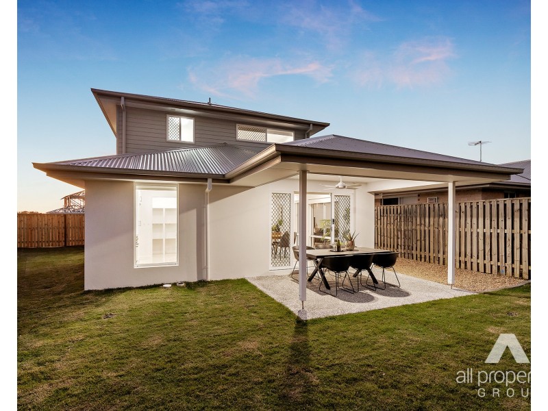 4 Bristol Road, Greenbank QLD 4124
