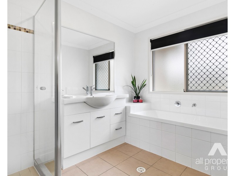 104-114 MacKenzie Avenue, Jimboomba QLD 4280