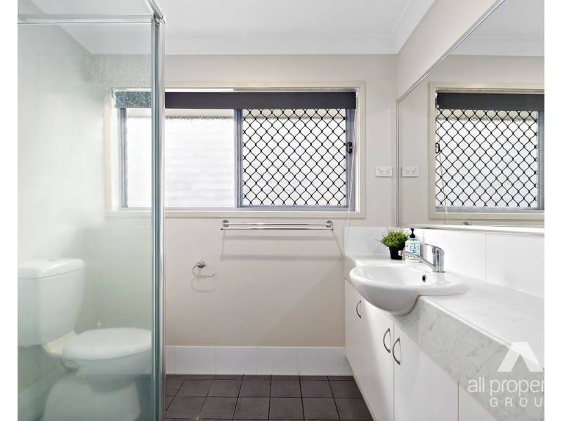 36 Barcombe Drive, Berrinba QLD 4117