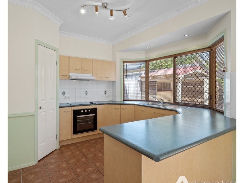 13 Hannam Crescent, Forest Lake QLD 4078